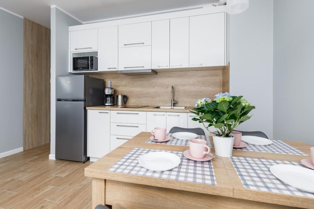 Apartment Rybacka With Parking&Balcony By Noclegi Renters Międzywodzie Exteriör bild
